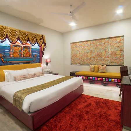 The Andhra Art & Craft Hotel Visakhapatnam Esterno foto