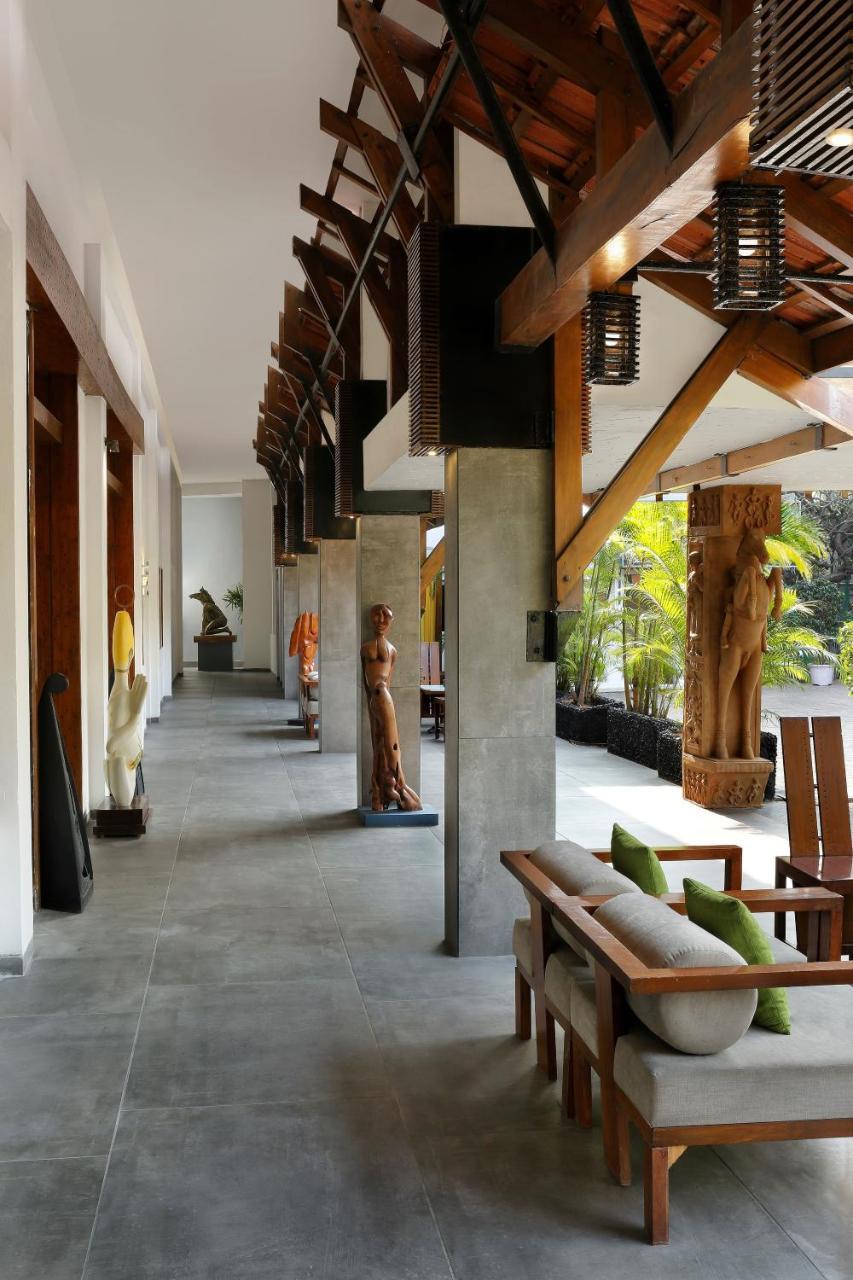 The Andhra Art & Craft Hotel Visakhapatnam Esterno foto