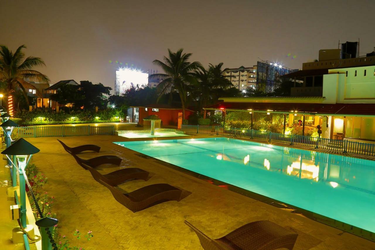 The Andhra Art & Craft Hotel Visakhapatnam Esterno foto